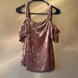 💗Francesca’s Pink Velvet Cold-Shoulder💗